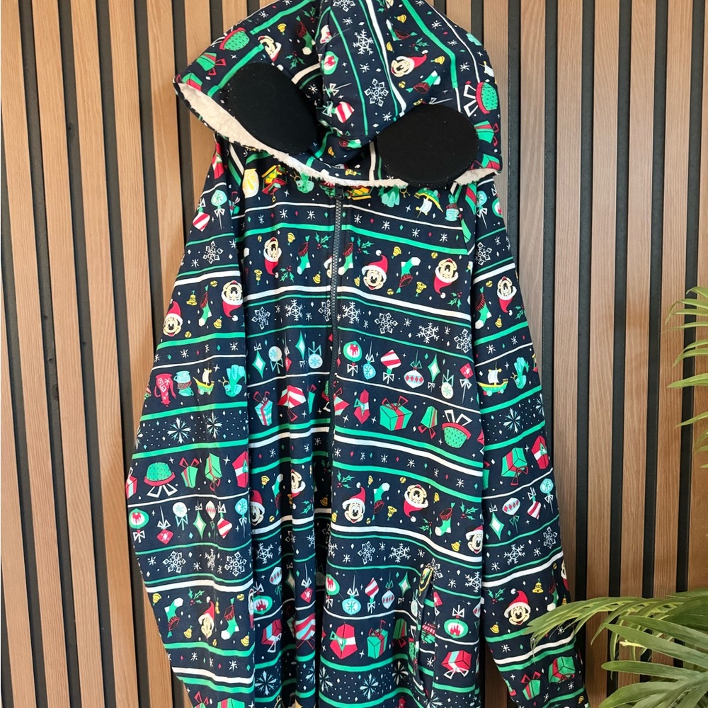 Disney XMAS Holiday Pajama Suit - Picture 1 of 12
